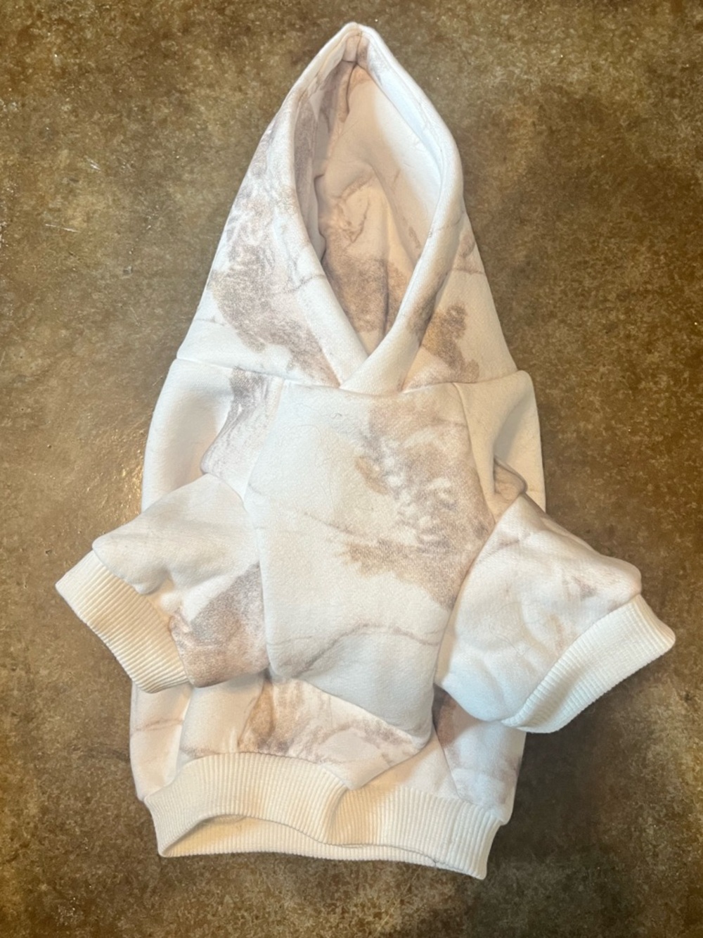 Comfrt White Oak Camo Paw Hoodie- Small
